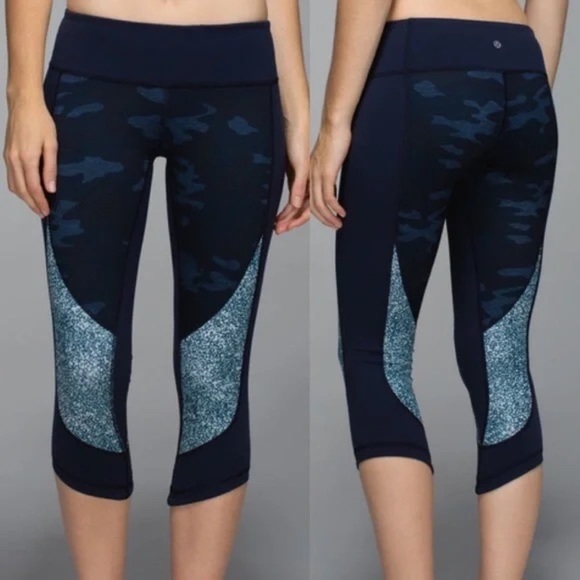 LULULEMON Wunder Under Full On Luon Sashiko Navy Camo Leggings - Size 8 - Picture 1 of 9